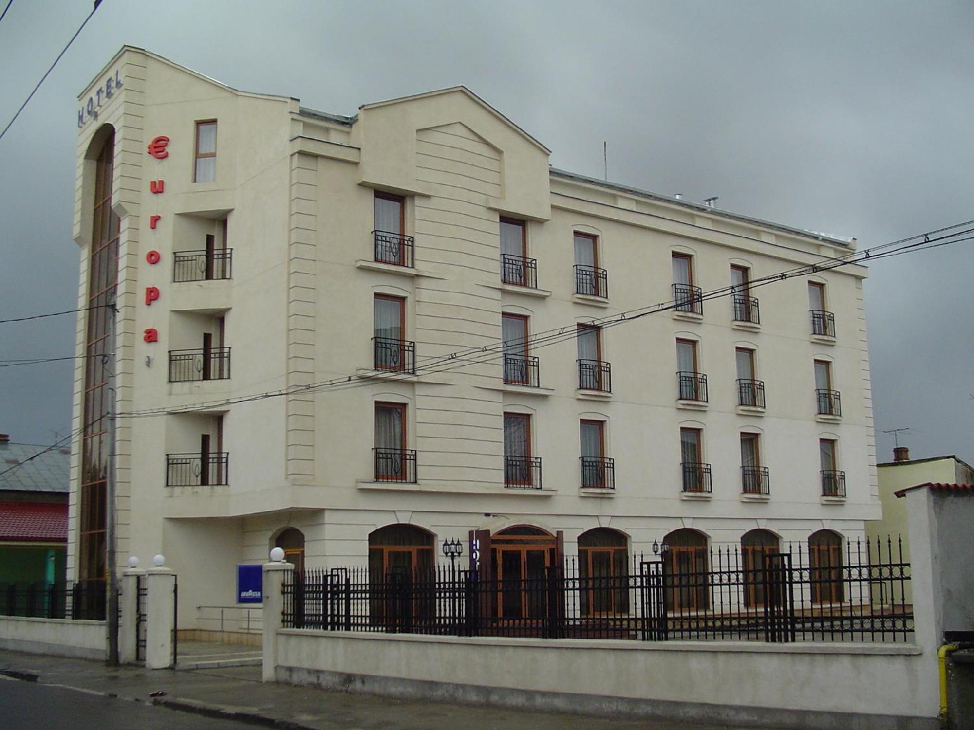 Hotel Europa Ploiesti Ngoại thất bức ảnh