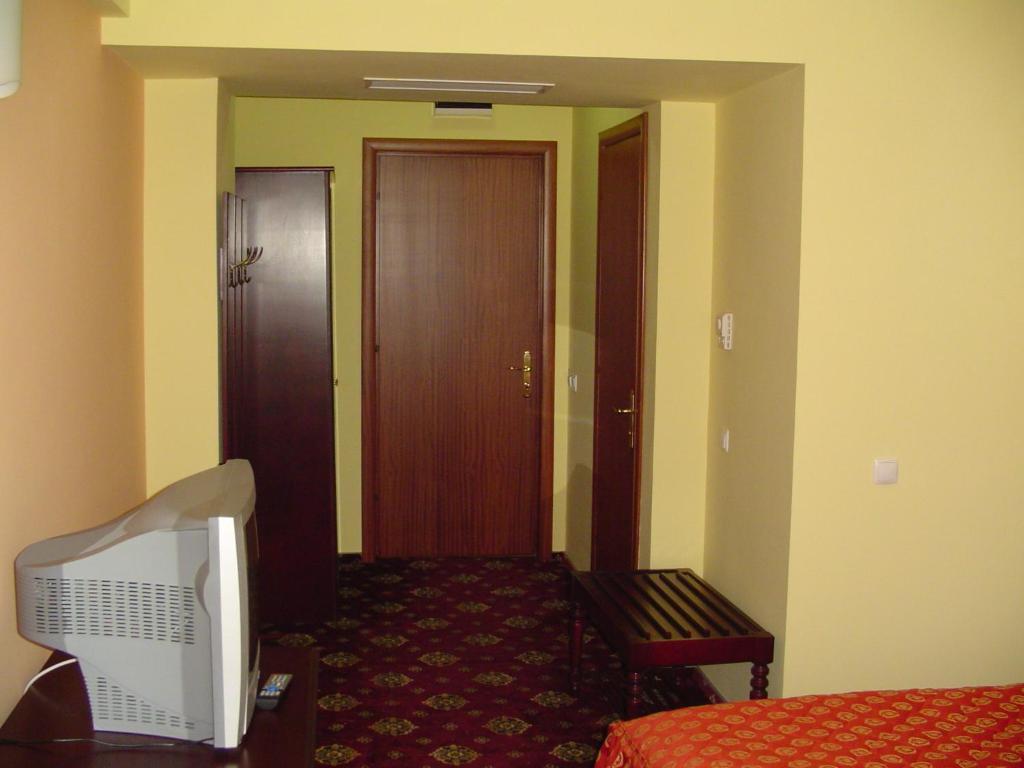 Hotel Europa Ploiesti Phòng bức ảnh