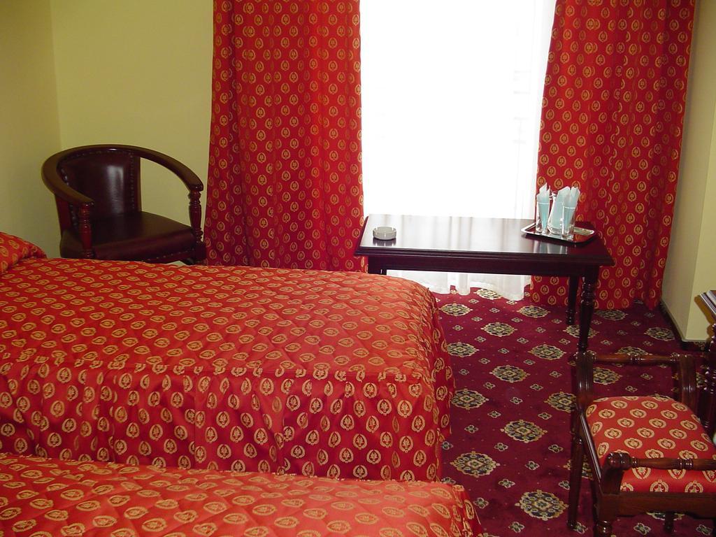 Hotel Europa Ploiesti Phòng bức ảnh